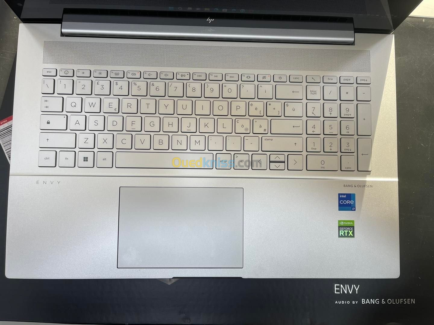 HP ENVY 17 | i7 12eme |RAM 32Go |SSD 1TB | Écran 17,3 iPS FHD |Nvidia RTX 2050 4Go