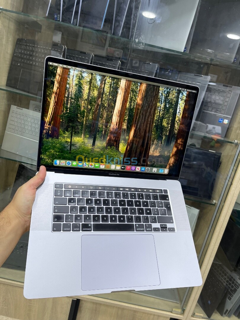 MACBOOK PRO 2019 | i9 8 cœur | RAM 32Go | SSD 1 TB | Écran 16 3k | Cycle 262