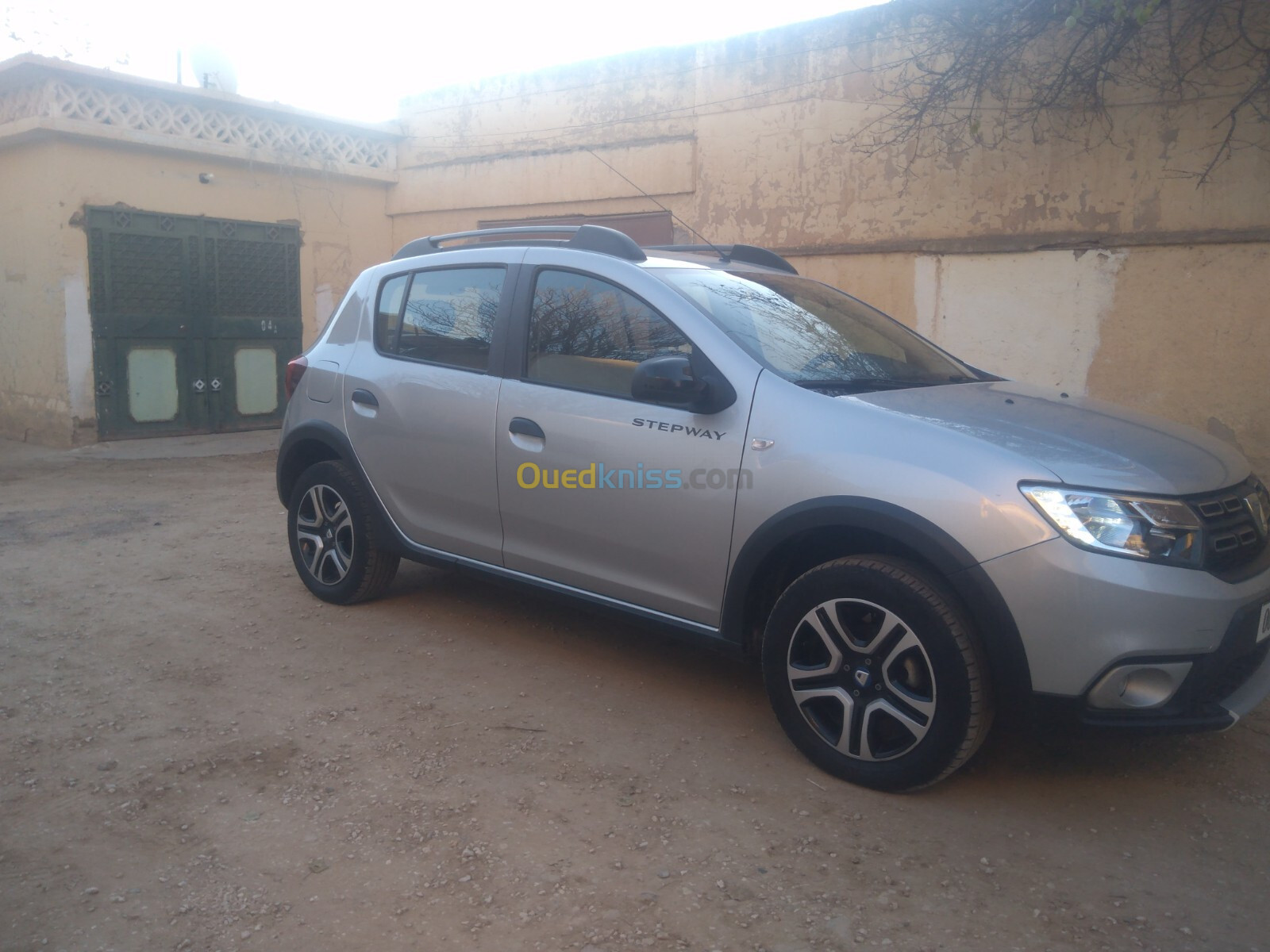 Dacia Sandero 2023 Stebway