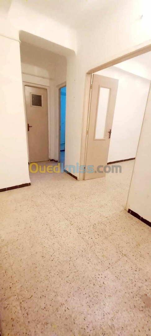 Location Appartement F2 Oran Ain el turck