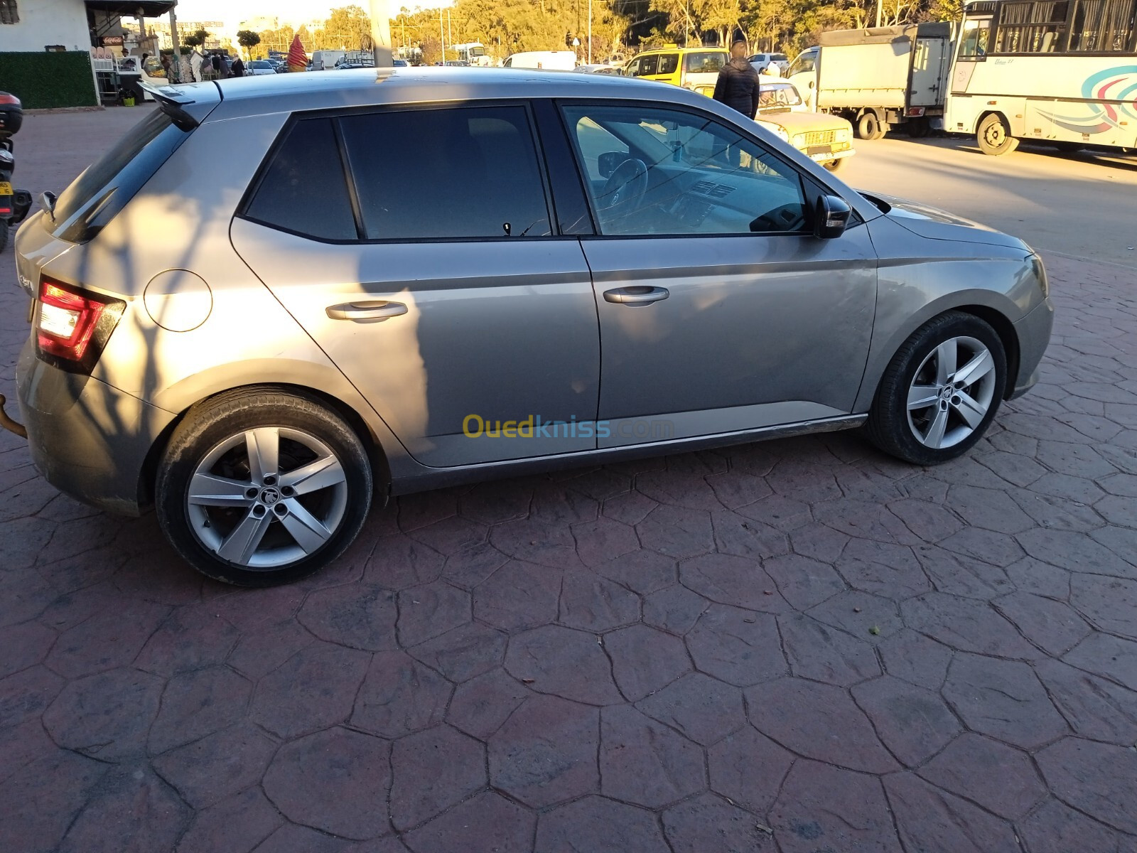 Skoda Fabia 2017 Style (avec toit panoramique)