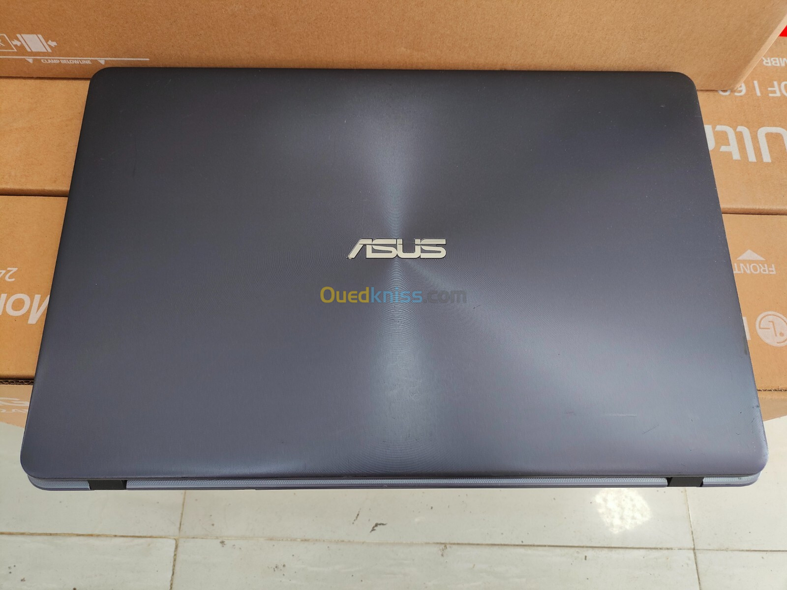 Asus 17.3 pouce