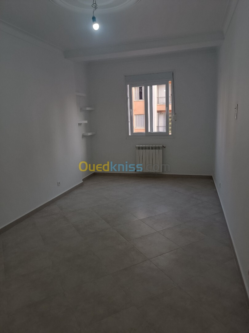 Location Appartement F4 Alger El achour