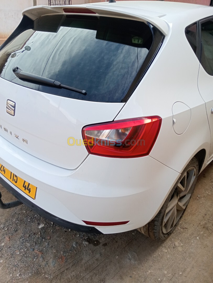 Seat Ibiza 2015 Black Line