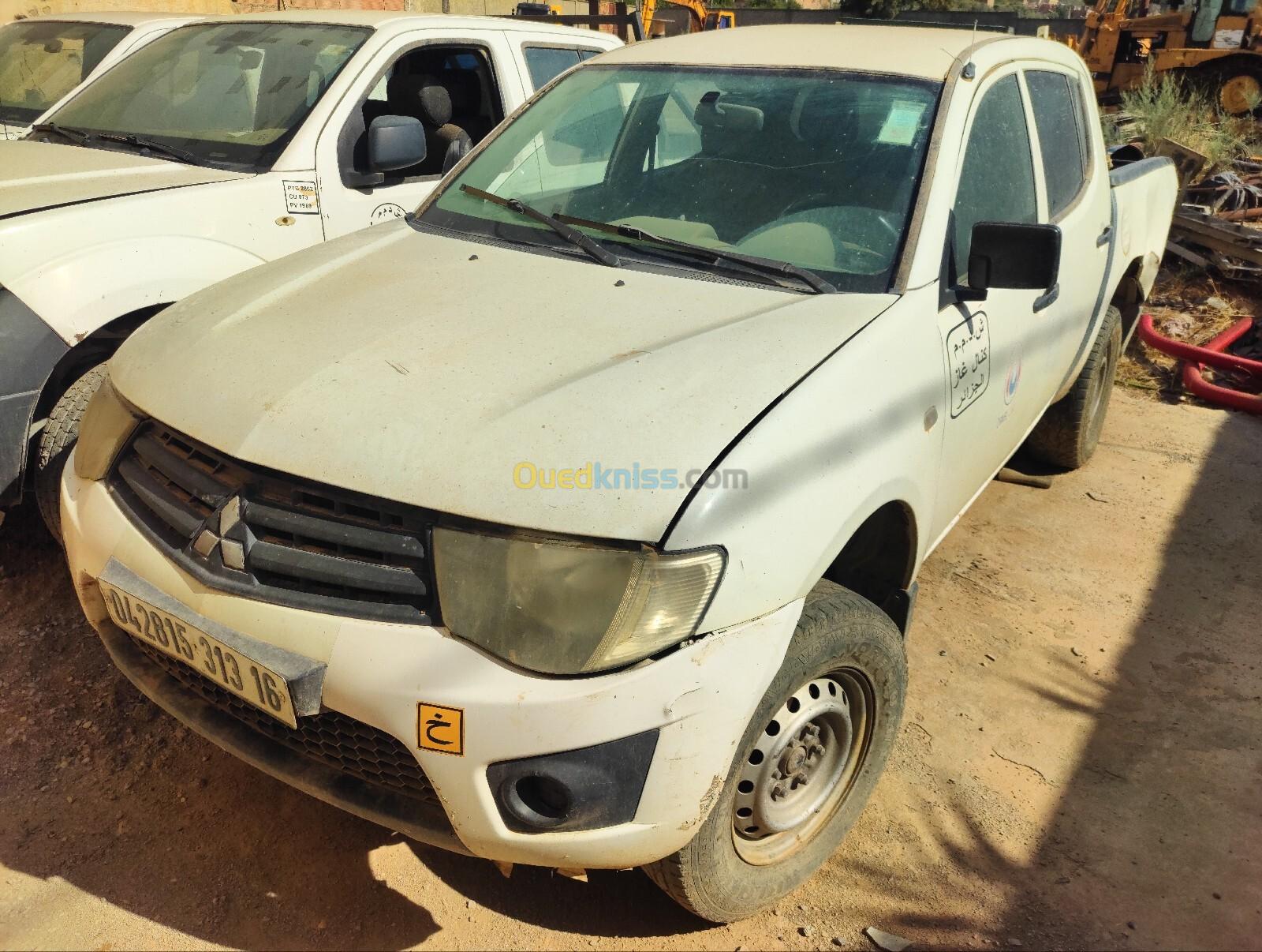 Mitsubishi L200 2013 Doube cabine Evolution