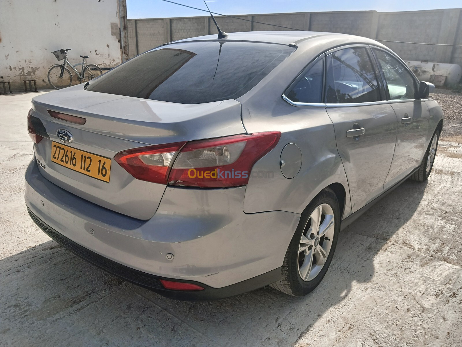 Ford Focus 4 portes 2012 Titanium