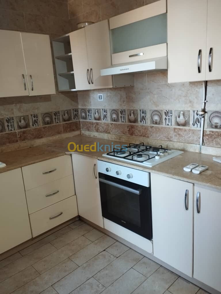 Location Appartement F4 Alger Staoueli