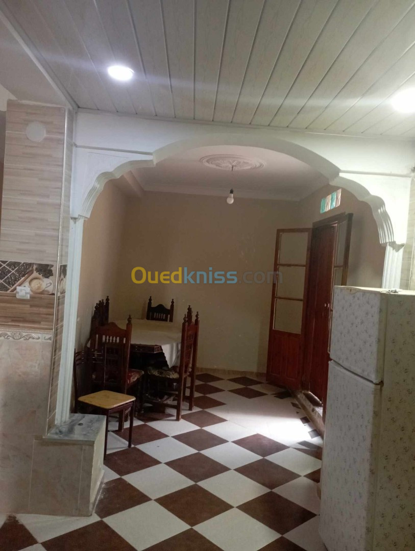 Location vacances Appartement F3 Tipaza Douaouda