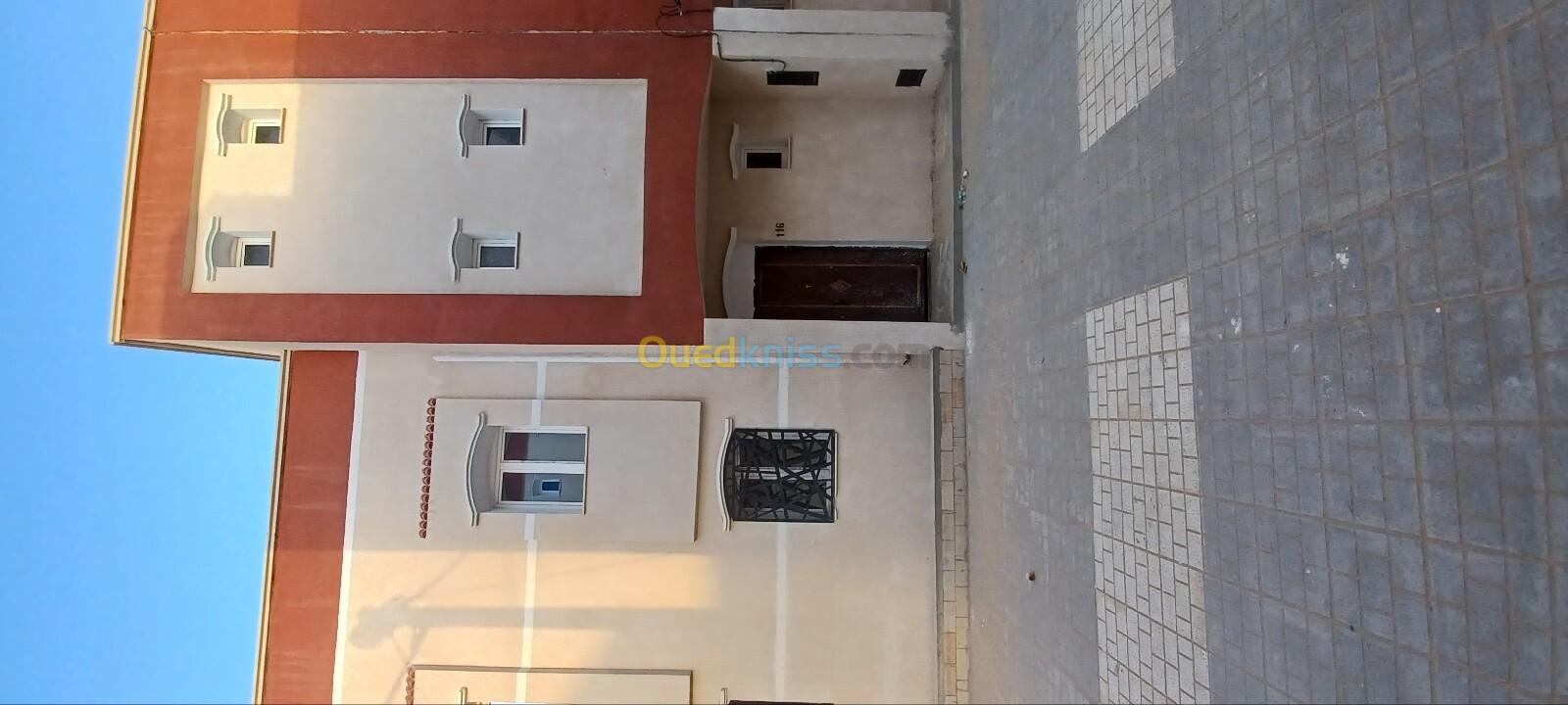 Vente Duplex F4 Ouargla Sidi khouiled