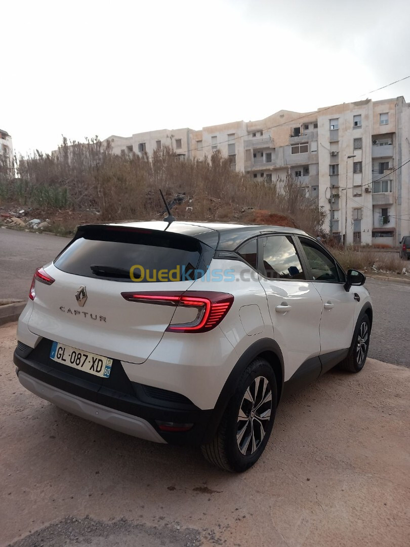 Renault Captur 2023 Evolition