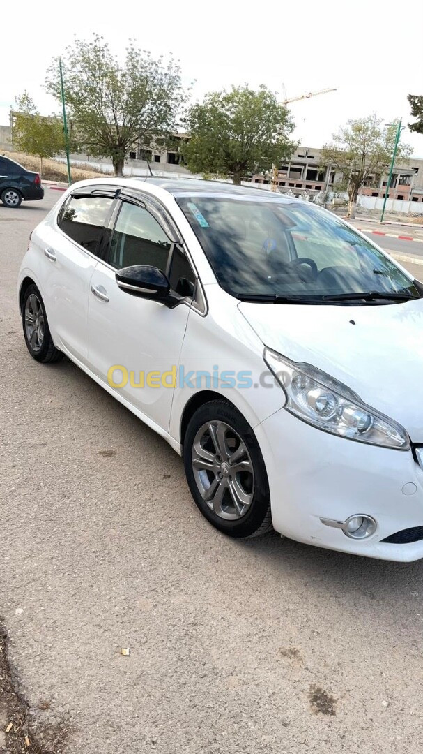 Peugeot 208 2015 208