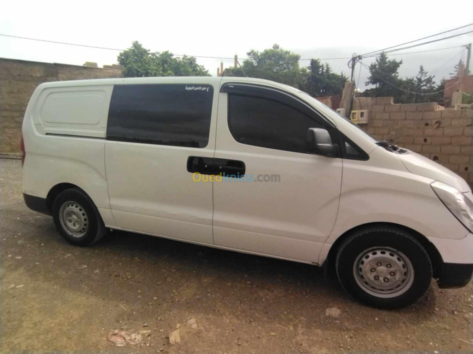 Hyundai H1 2012