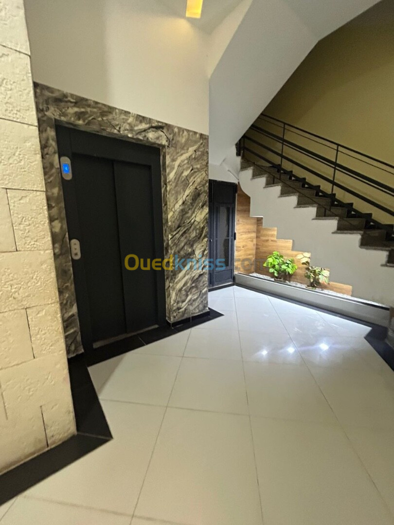 Vente Appartement F3 Oran Bir el djir