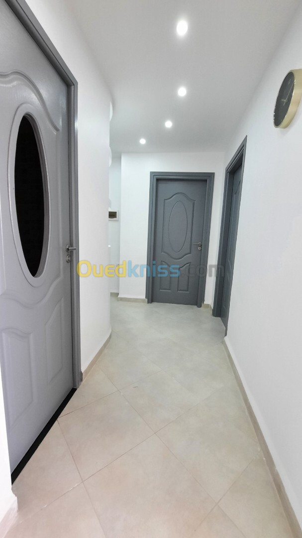 Location vacances Appartement F3 Alger Reghaia