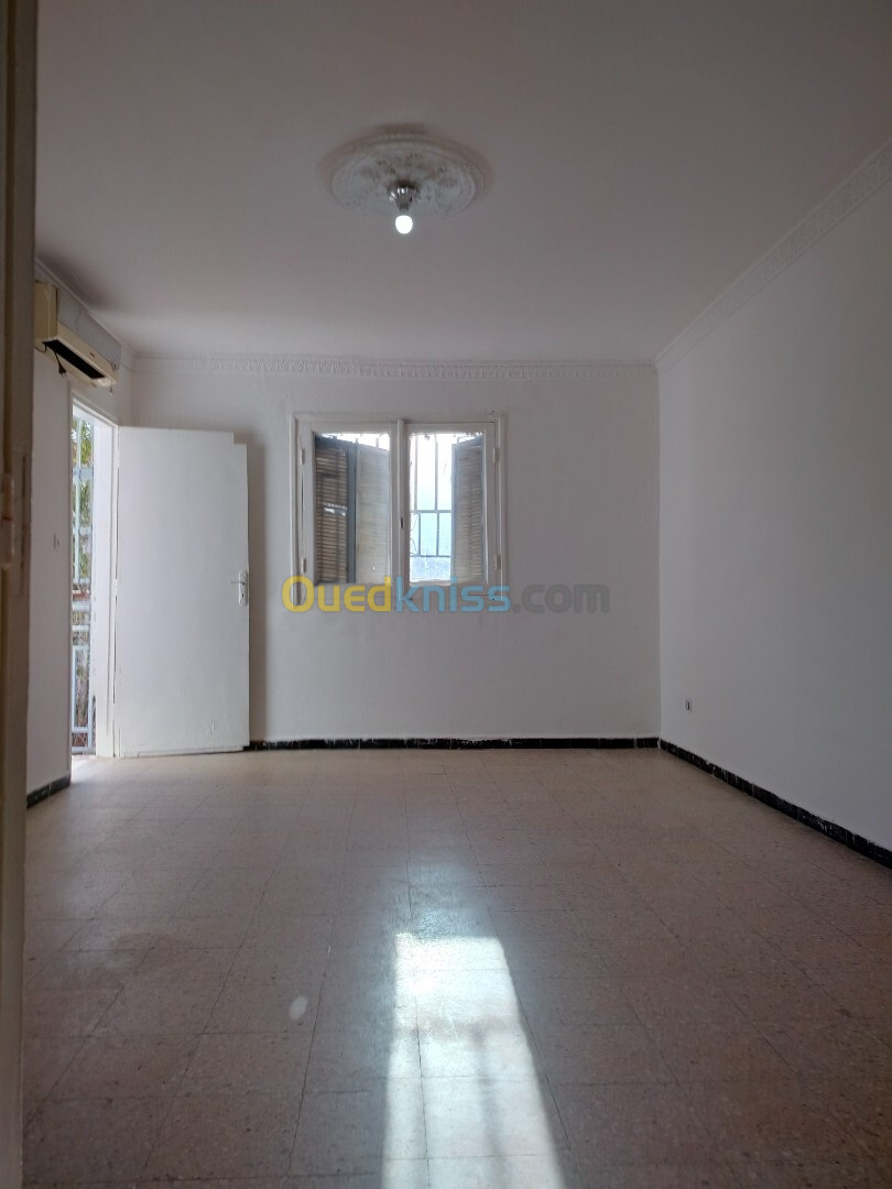 Vente Appartement F03 Skikda Hamadi krouma