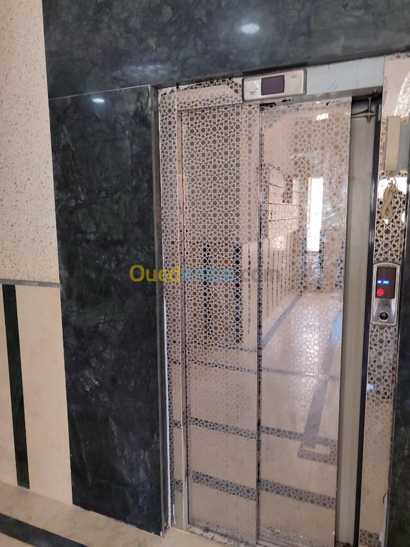 Location Appartement F4 Alger Mahelma