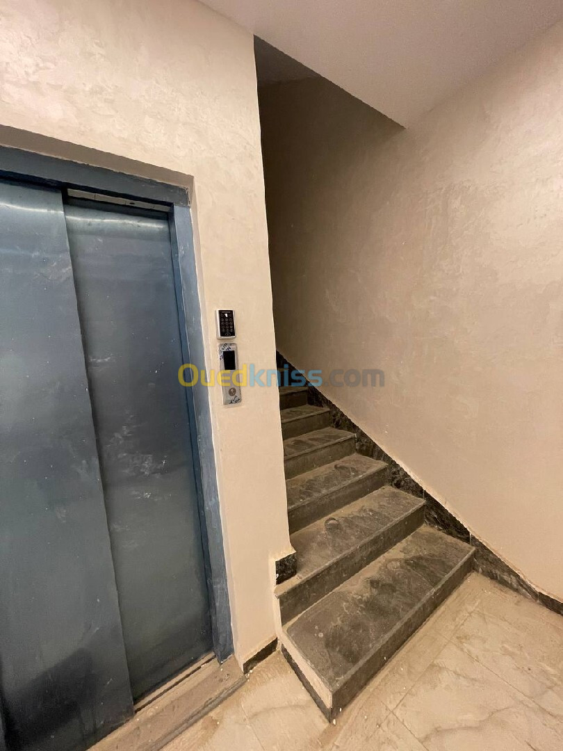 Vente Appartement F4 Alger Ain taya