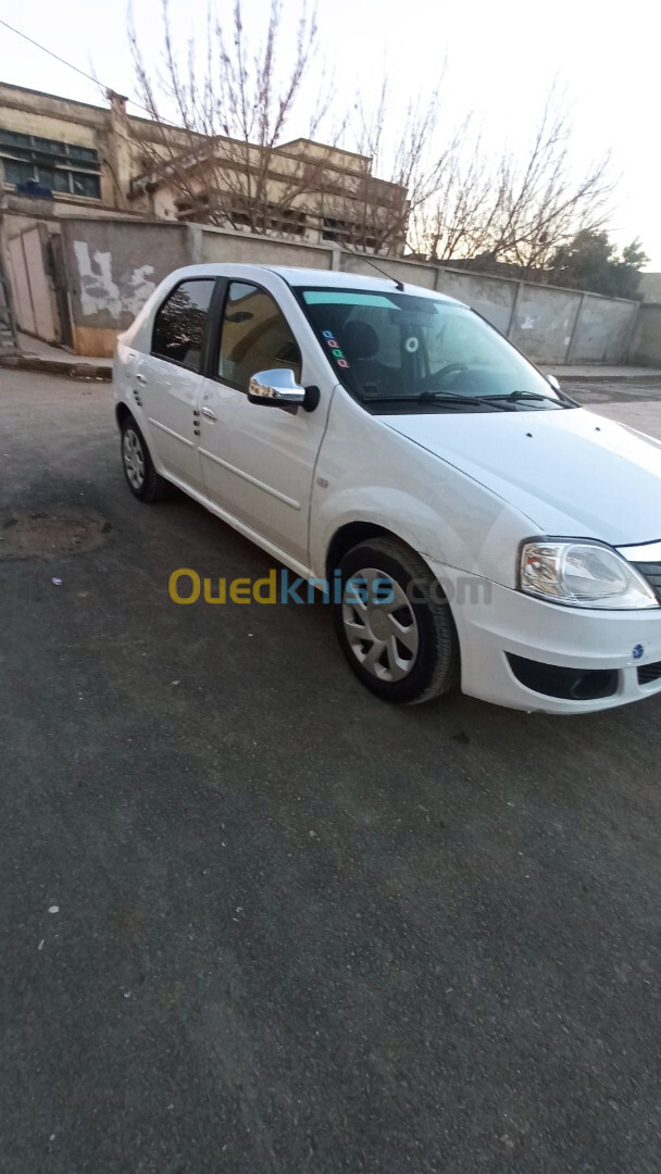 Dacia Logan 2011 La toute