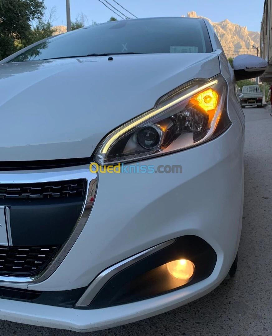 Peugeot 208 2018 Hdi