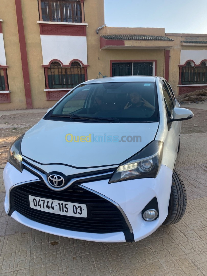 Toyota Yaris 2015 Touch Active