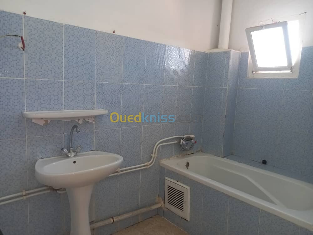 Location Appartement F3 Alger Draria