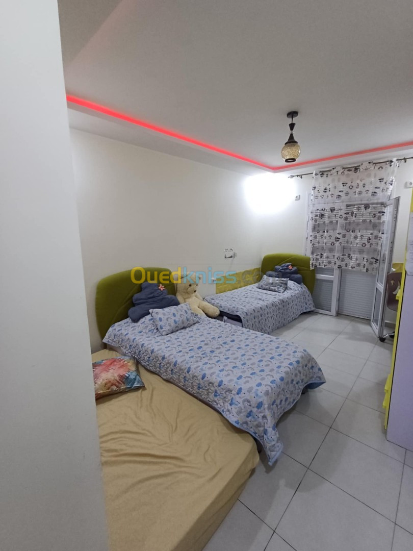 Location vacances Appartement F4 Jijel Jijel