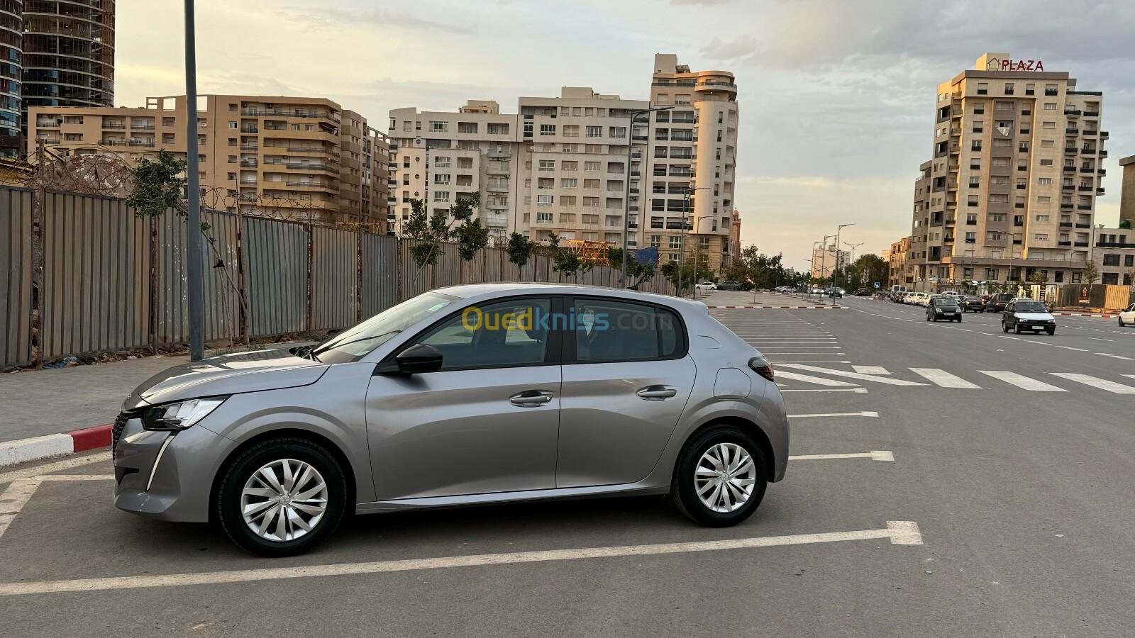 Peugeot 208 2022 Allure