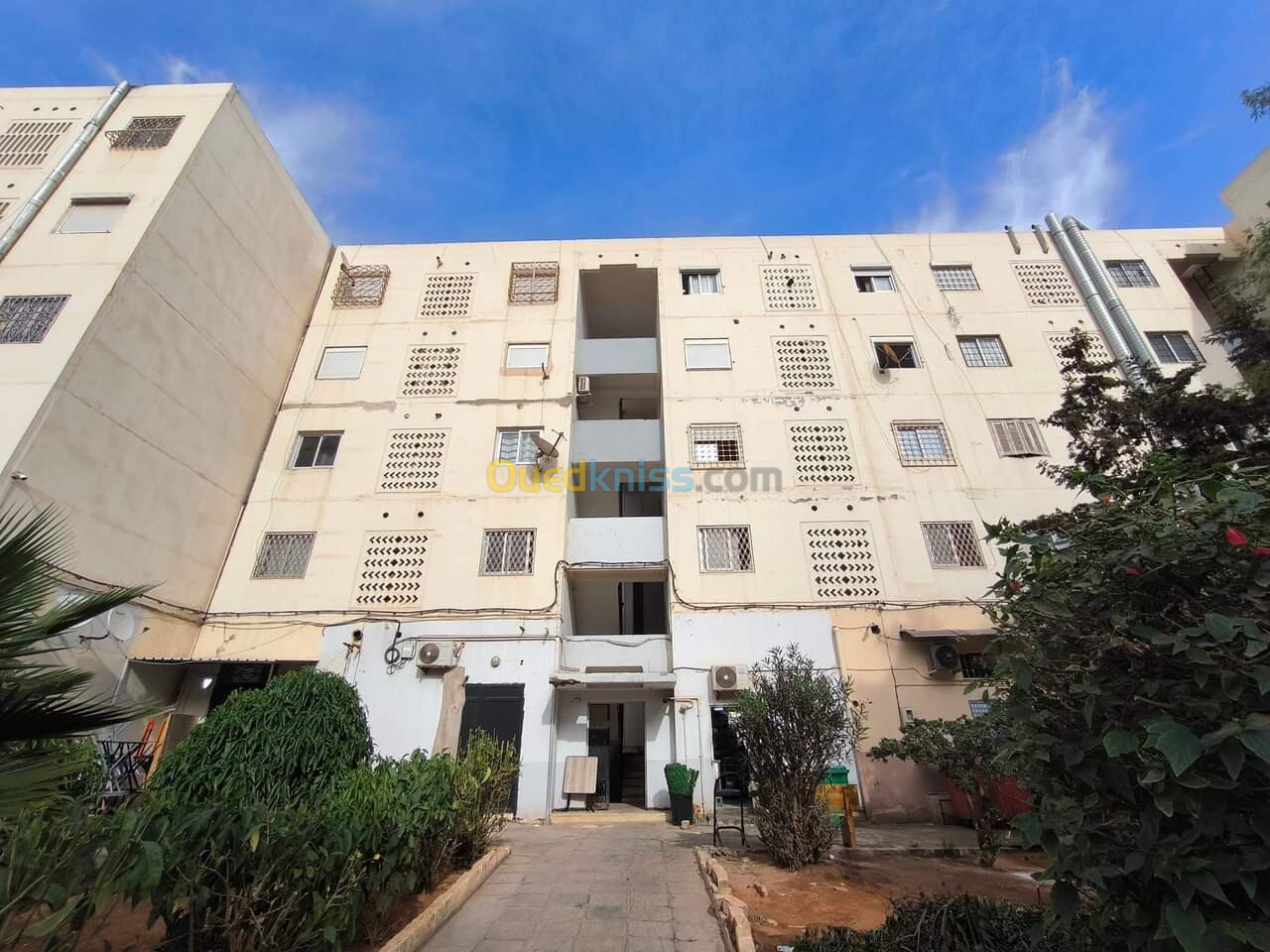 Location Appartement F3 Oran Bir el djir