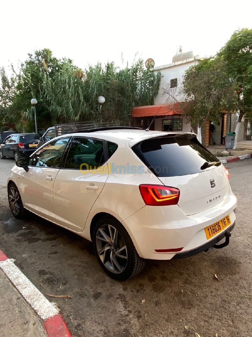 Seat Ibiza 2016 Black Line