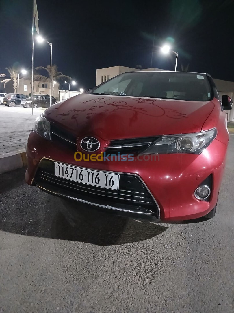 Toyota Auris 2016 