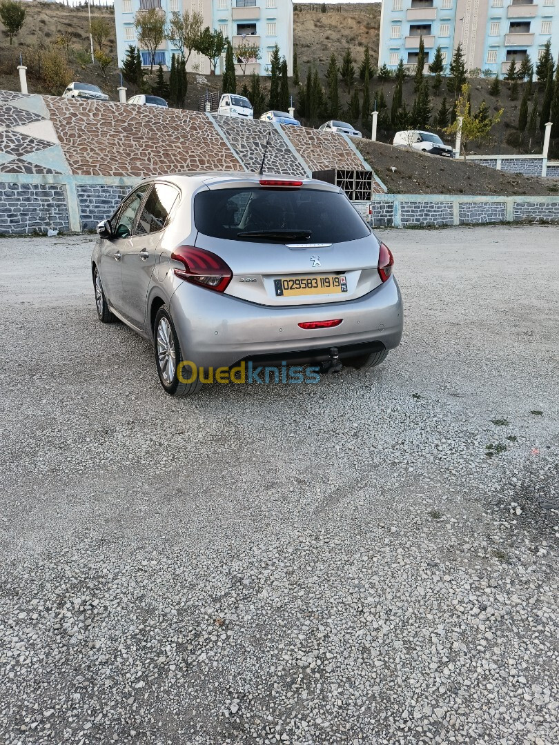 Peugeot 208 2019 Allure Facelift