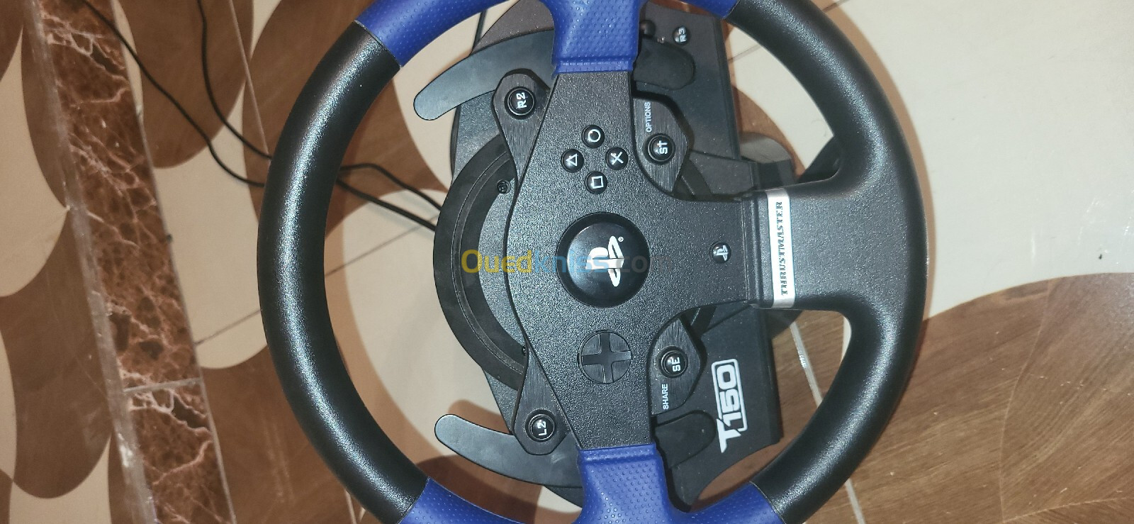 Volant playstation T150