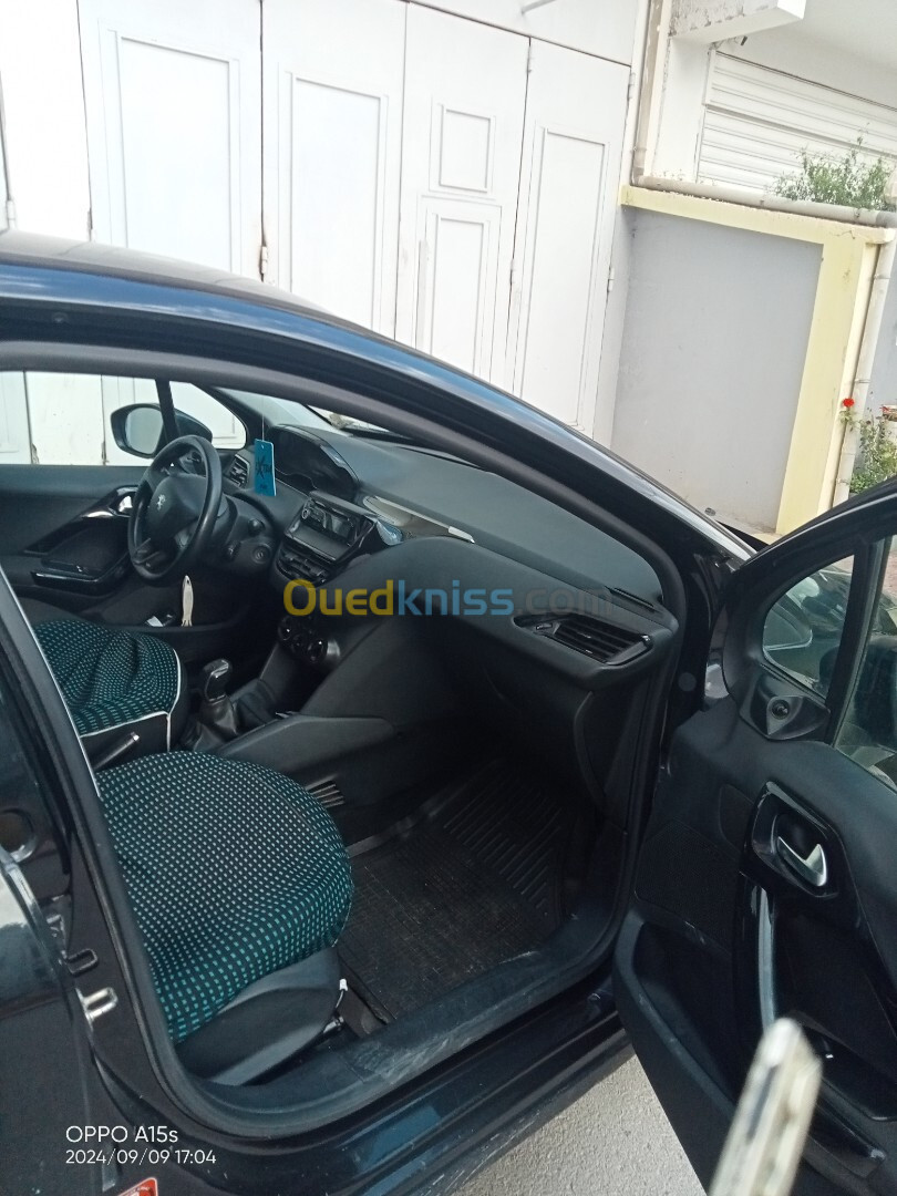 Peugeot 208 2013 Access