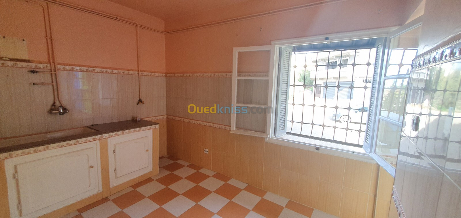 Vente Appartement F3 Tipaza Cherchell