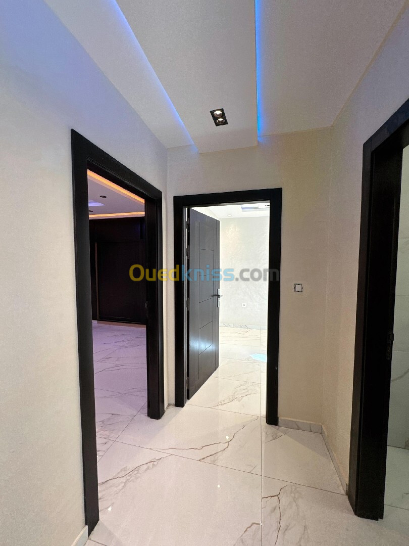 Vente Appartement F1 Alger Bordj el bahri