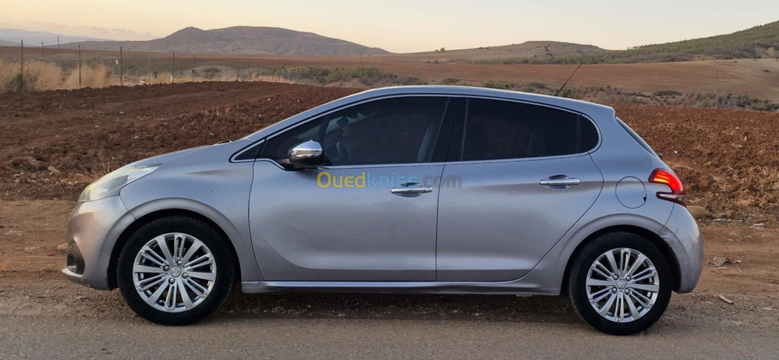 Peugeot 208 2019 Allure