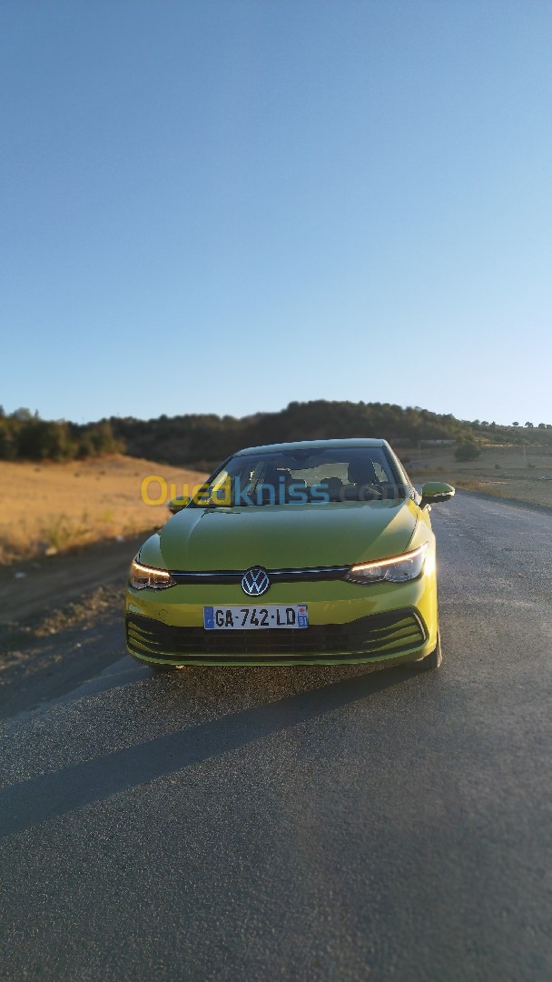 Volkswagen Golf 8 2021 1 er édition 130 ch