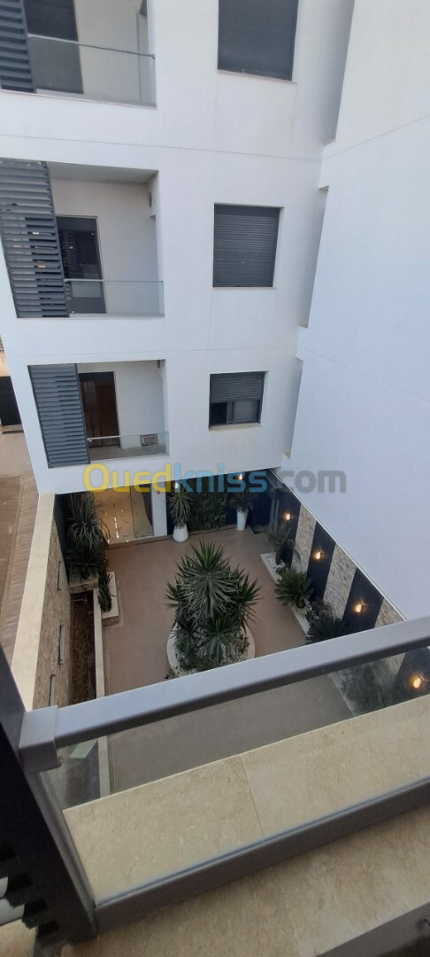 Location Appartement F4 Alger Cheraga