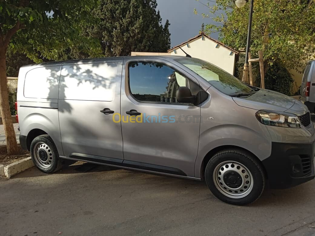 Fiat Scudo 2024 Bar 17