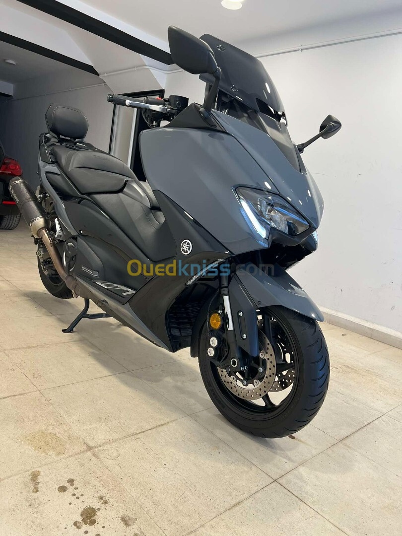 Yamaha T max 560 2022