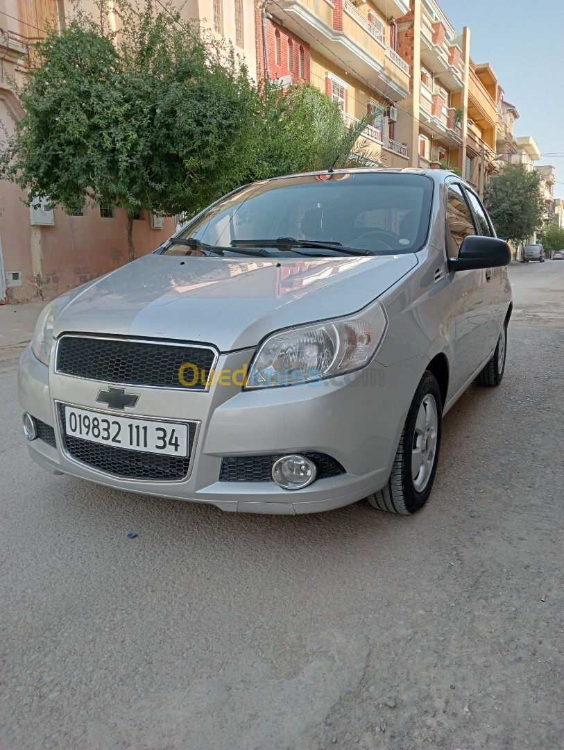 Chevrolet Aveo 5 portes 2011 Sport