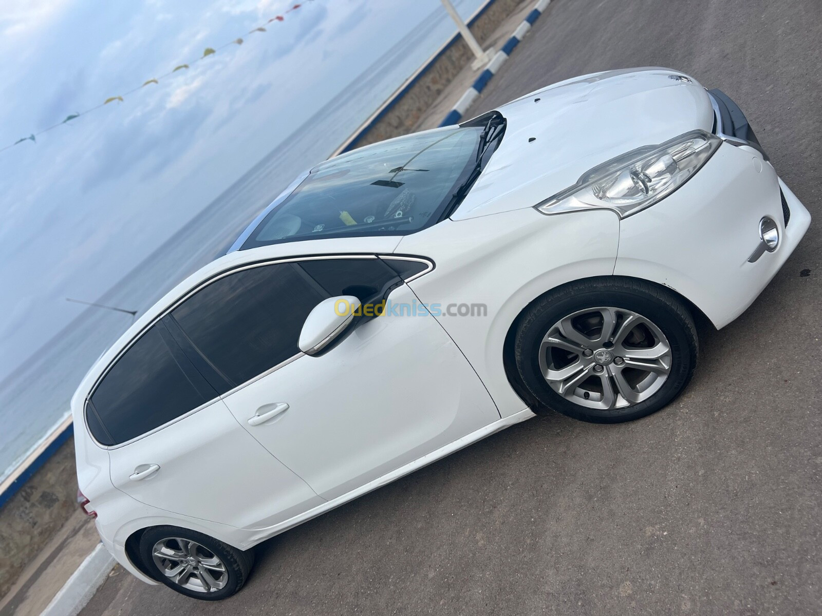 Peugeot 208 2014 208