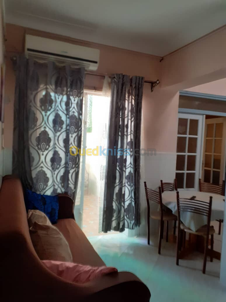 Location Appartement F4 Mostaganem Mostaganem