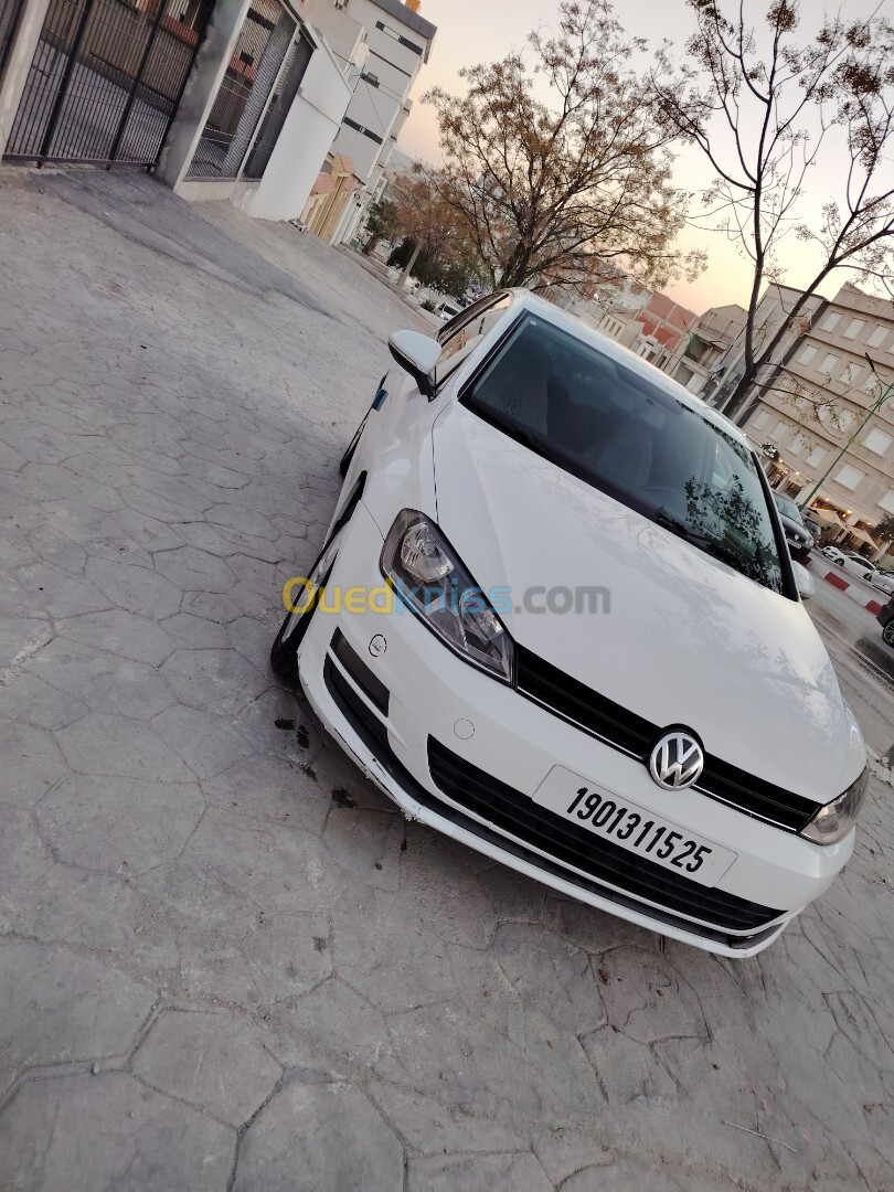 Volkswagen Golf 7 2015 Trendline +