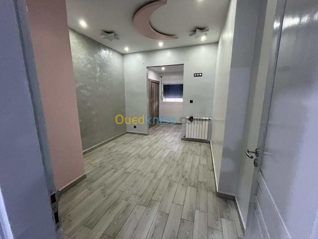 Location Appartement F4 Alger Hydra