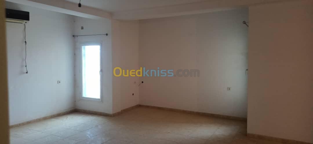 Vente Duplex F6 Biskra Biskra