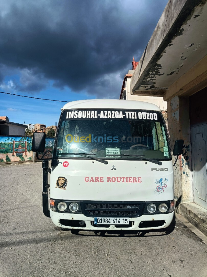 Mitsubishi Mini bus 2014