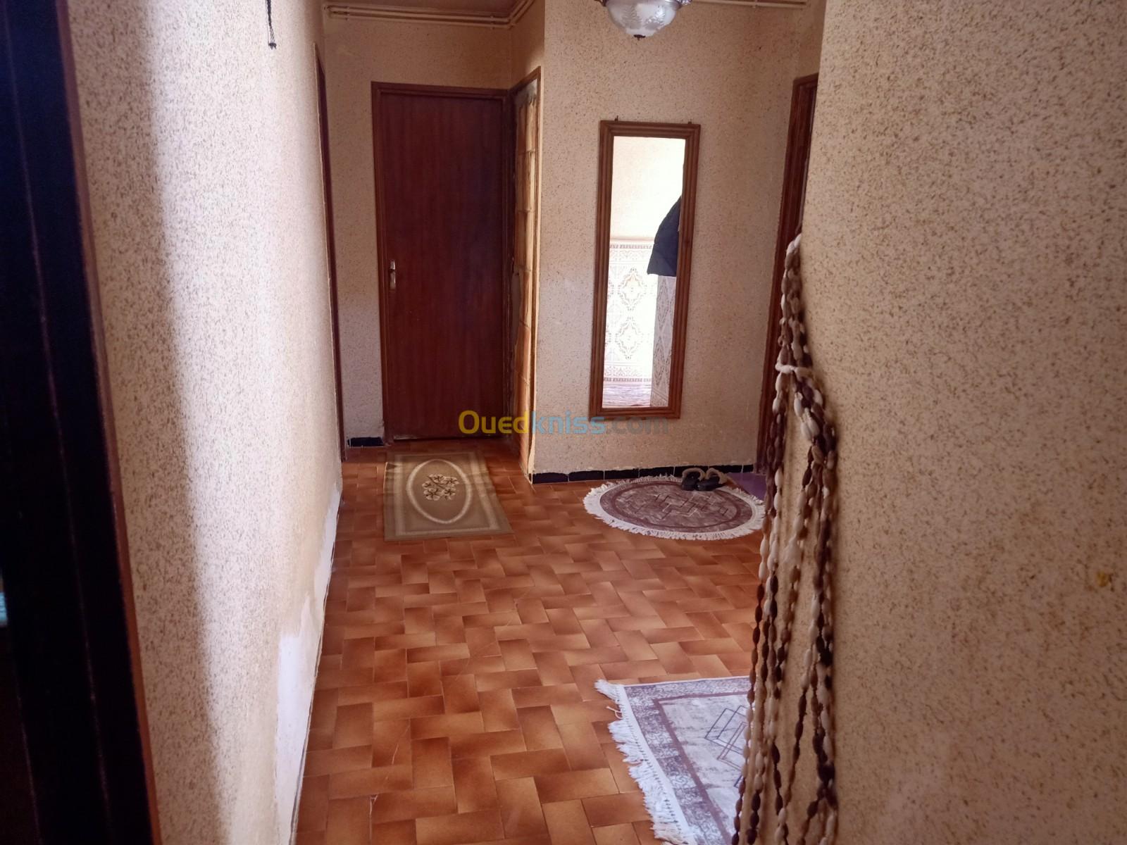 Vente Villa Ouargla Hassi messaoud