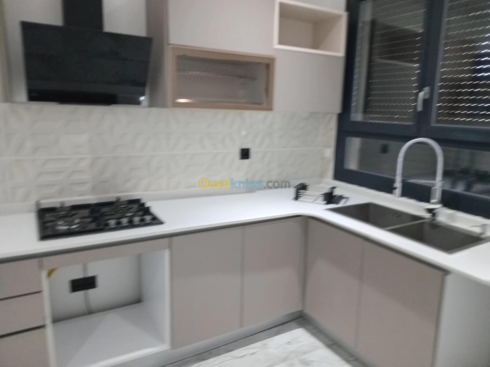 Location Appartement F4 Alger Cheraga