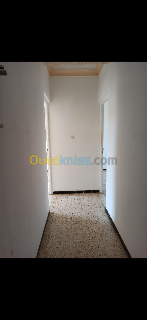 Location Appartement F3 Constantine Didouche mourad